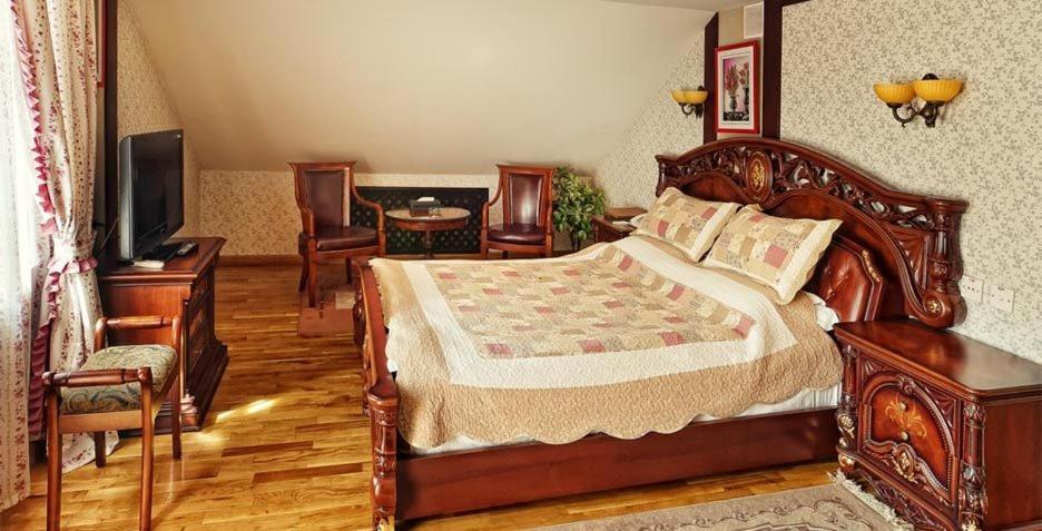 Merey Hotel Karagandy Pokoj fotografie