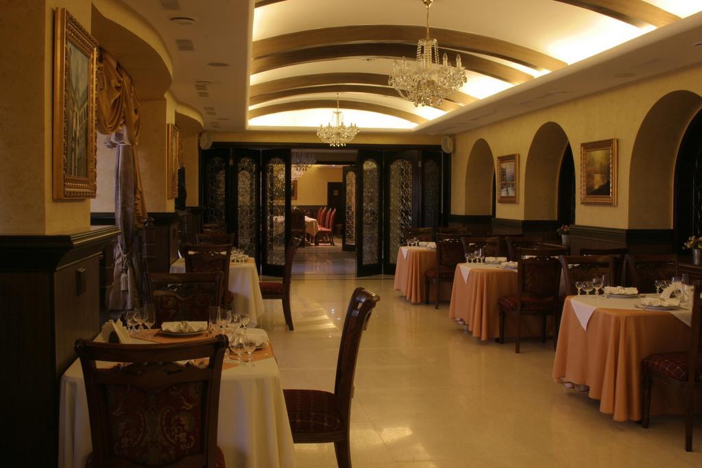 Merey Hotel Karagandy Exteriér fotografie